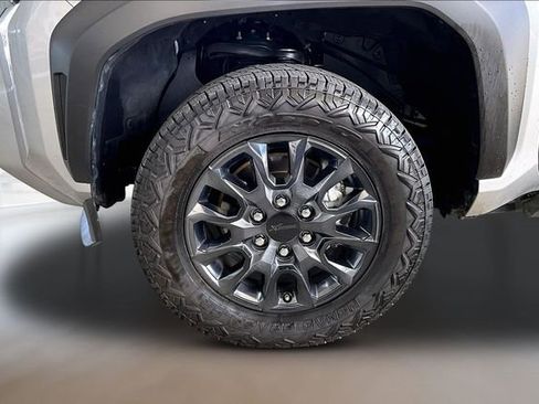 Used 2025 Toyota 4Runner SR5 RWD image 27