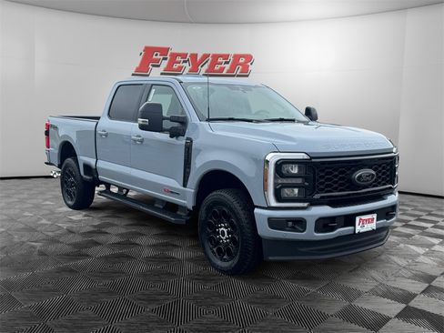 New 2026 Ford F350 Lariat w/ Black Appearance Package image 3