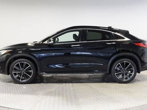 Certified 2025 INFINITI QX55 Essential AWD/4WD image 3