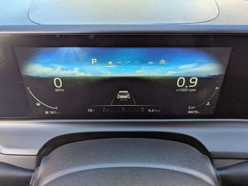 Certified 2025 Kia Seltos EX w/ EX Sunroof Package image 31