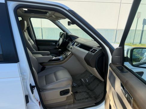 Used 2013 Land Rover Range Rover Sport HSE AWD/4WD image 20