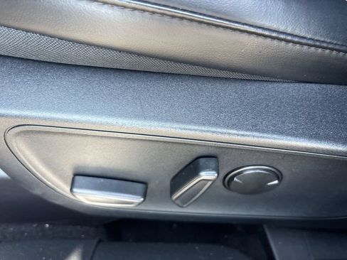 Used 2025 Ford Escape ST-Line AWD/4WD image 18