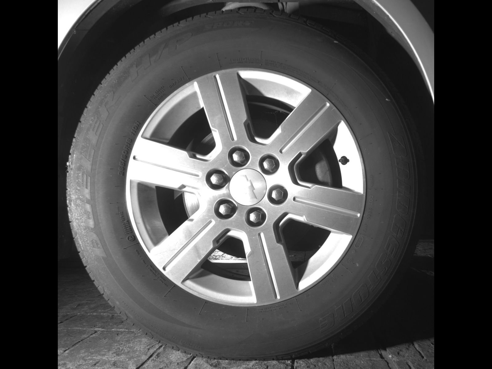 Used 2011 Chevrolet Traverse LT FWD image 10