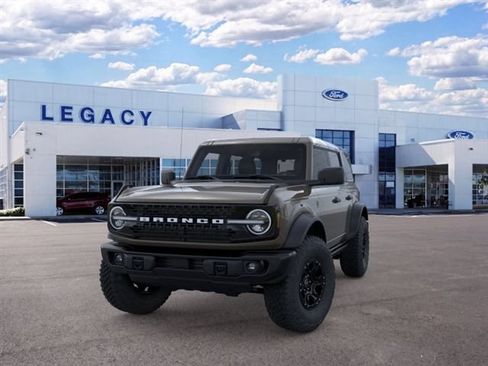 New 2026 Ford Bronco Badlands AWD/4WD image 2