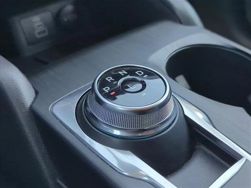 Used 2025 Ford Escape Active image 12