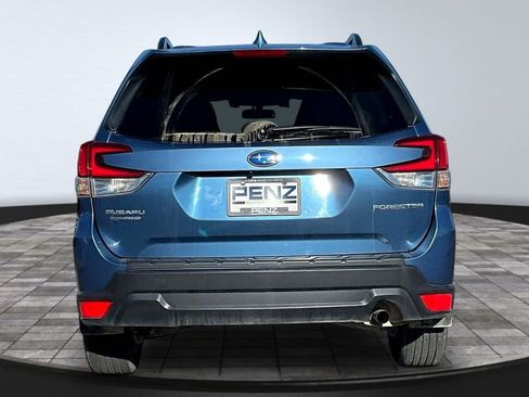 Used 2020 Subaru Forester Premium AWD/4WD image 5
