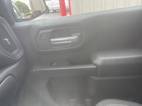 Used 2022 Chevrolet Silverado 1500 Custom w/ LPO, Dark Essentials Package AWD/4WD image 13