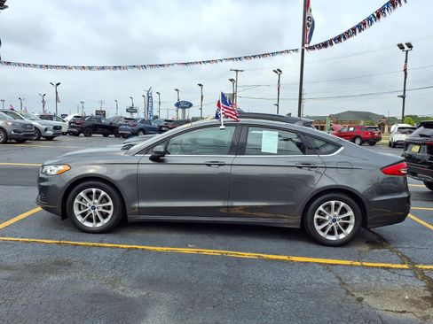 Used 2020 Ford Fusion SE FWD image 21