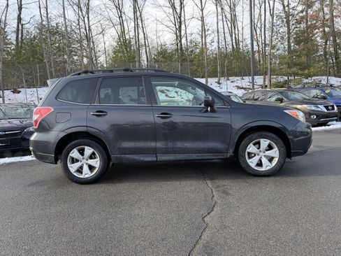 Used 2016 Subaru Forester 2.5i Limited image 12