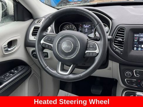Used 2019 Jeep Compass Latitude w/ Cold Weather Group AWD/4WD image 18
