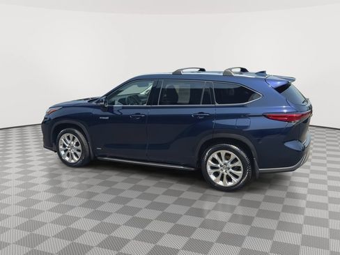 Used 2021 Toyota Highlander Limited AWD/4WD image 6