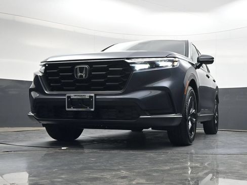 Used 2024 Honda CR-V LX image 32