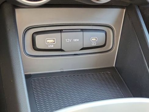 New 2026 Hyundai Venue SE image 11