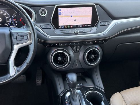 Certified 2022 Chevrolet Blazer Premier w/ Enhanced Convenience Package image 17