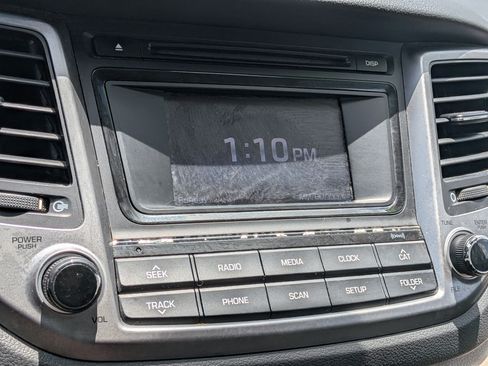 Used 2017 Hyundai Tucson SE w/ SE Popular Package 02 FWD image 30