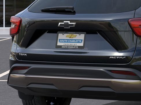 New 2026 Chevrolet Trax ACTIV FWD image 38