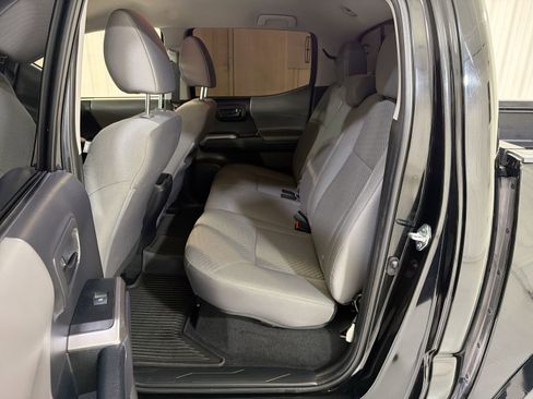 Used 2022 Toyota Tacoma SR5 image 23