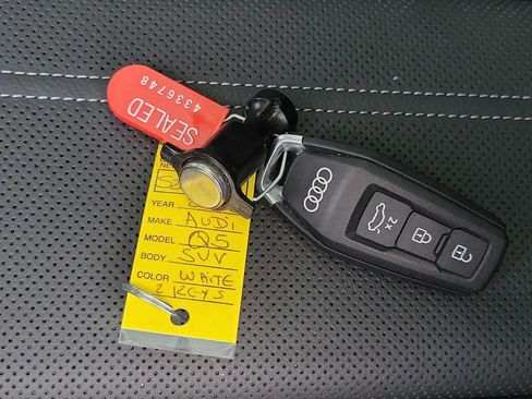 Certified 2025 Audi Q5 Premium Plus w/ Premium Plus AWD/4WD image 34
