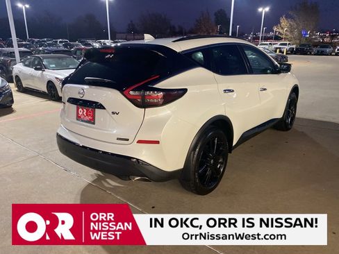 Used 2024 Nissan Murano SV w/ SV Midnight Edition Package image 5