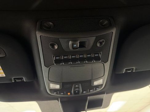 Used 2022 Ford F450 Platinum w/ FX4 Off-Road Package AWD/4WD image 14