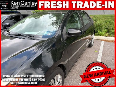 Used 2016 Toyota Corolla LE FWD image 7