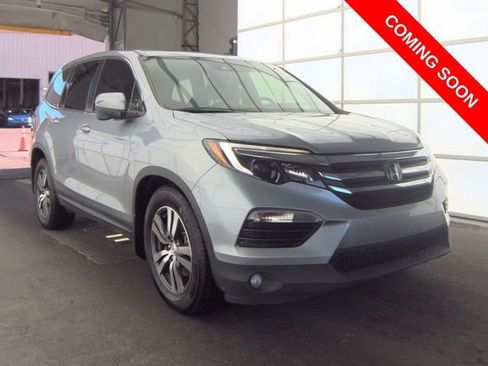Used 2017 Honda Pilot EX-L image 4