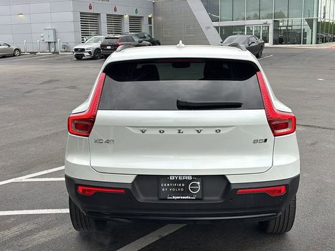 Certified 2026 Volvo XC40 B5 Plus AWD/4WD image 30