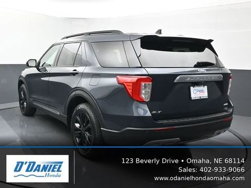 Used 2022 Ford Explorer XLT w/ Equipment Group 202A AWD/4WD image 4