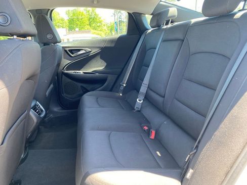 Used 2020 Chevrolet Malibu LT FWD image 17
