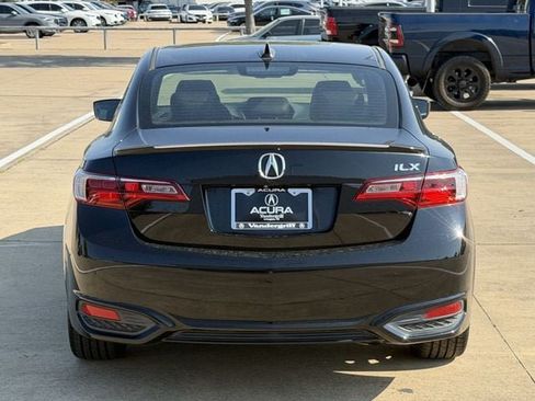 Used 2016 Acura ILX FWD image 5