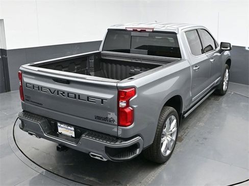 Certified 2026 Chevrolet Silverado 1500 High Country image 41