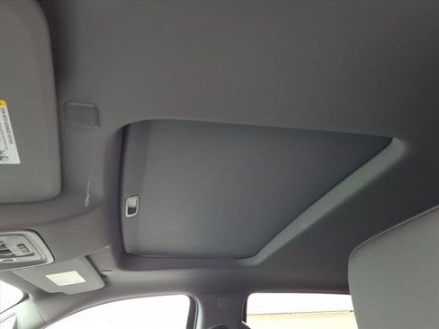 New 2026 GMC Sierra 1500 SLT w/ SLT Premium Plus Package image 6