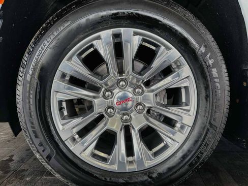 Used 2022 GMC Yukon Denali AWD/4WD image 30