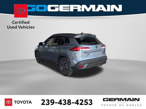 Used 2024 Toyota Corolla Cross SE image 5