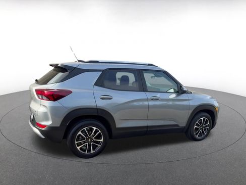 Used 2025 Chevrolet TrailBlazer LT image 15