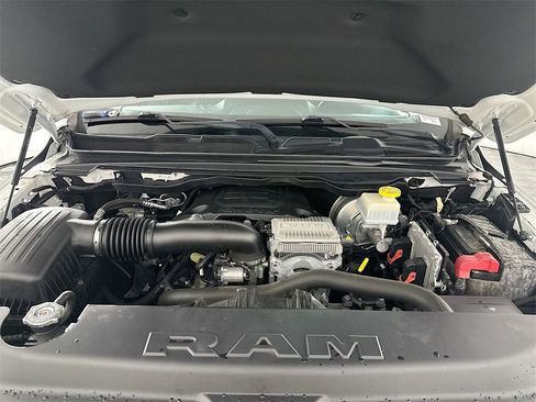 Used 2019 RAM 1500 Big Horn image 33