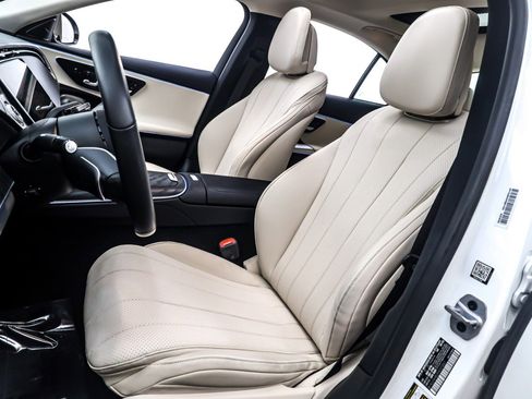 Certified 2024 Mercedes-Benz E 350 4MATIC Sedan image 19