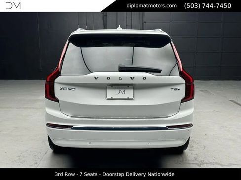Used 2025 Volvo XC90 T8 Ultra w/ Protection Package Premier AWD/4WD image 5