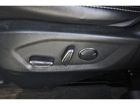 Used 2018 Ford Explorer Limited image 29