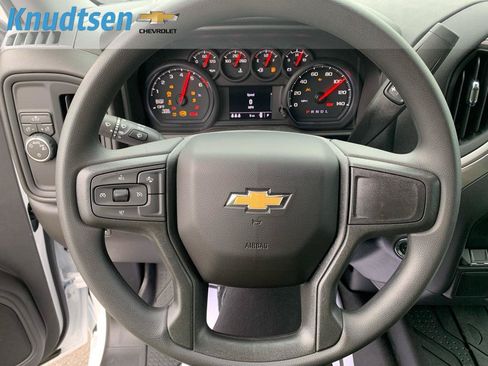 Used 2026 Chevrolet Silverado 1500 RST AWD/4WD image 22