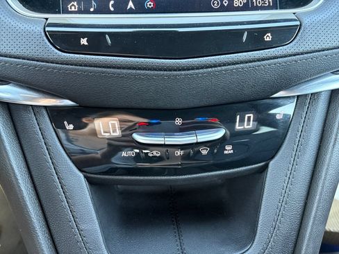 Used 2023 Cadillac XT5 Premium Luxury AWD/4WD image 33