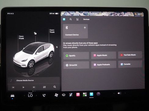 Used 2023 Tesla Model Y Long Range AWD/4WD image 36