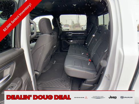 New 2026 RAM 1500 4x4 Crew Cab image 28