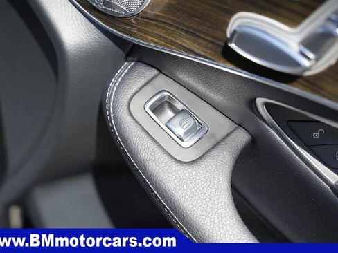 Used 2018 Mercedes-Benz GLC 300 4MATIC Coupe image 37