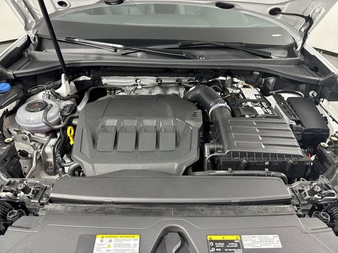 Used 2025 Audi Q3 2.0T Premium Plus w/ Premium Plus Package image 30