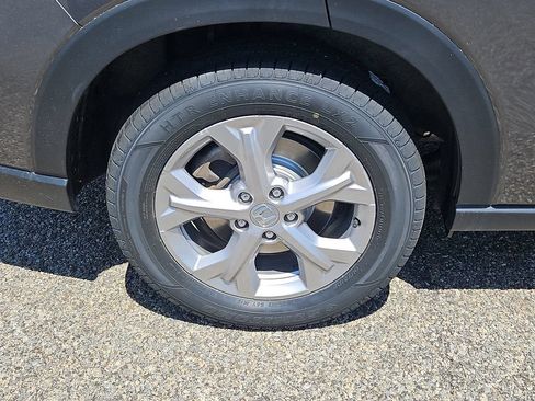 Certified 2024 Honda HR-V LX image 9