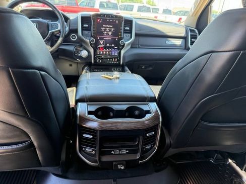 Used 2019 RAM 1500 Laramie AWD/4WD image 19