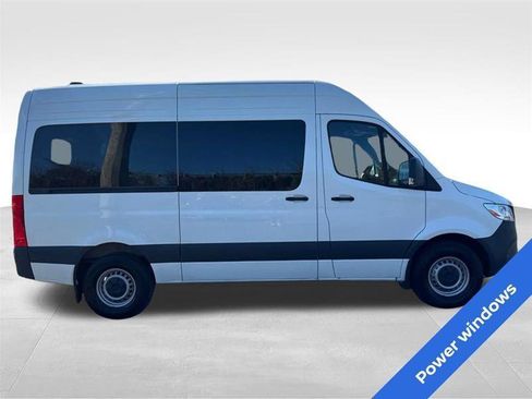 Used 2025 Mercedes-Benz Sprinter 2500 image 4