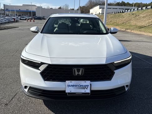 Used 2024 Honda Accord EX image 3