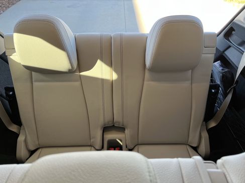 Certified 2025 Mercedes-Benz GLE 350 4MATIC image 33